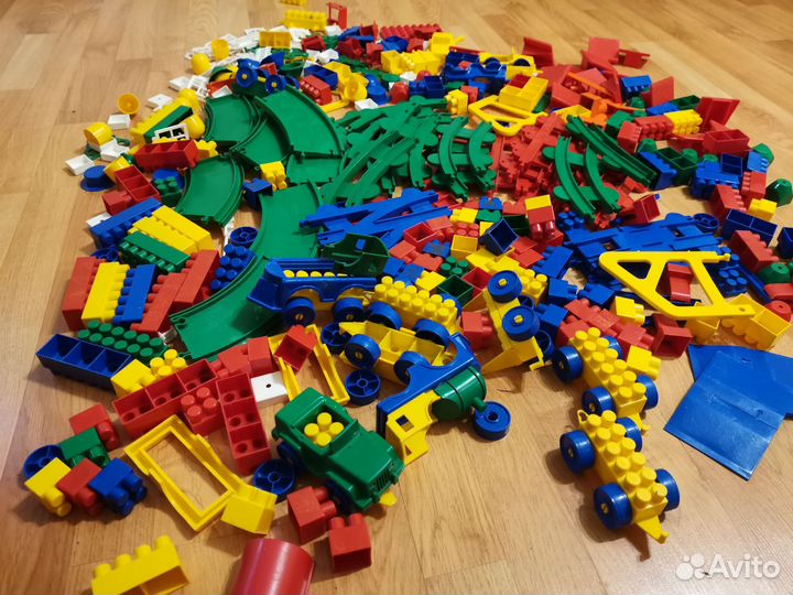 Конструктор Bauer несколько наборов