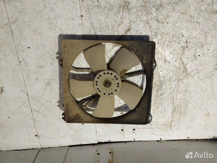Вентилятор охлаждения Subaru Legacy 1992