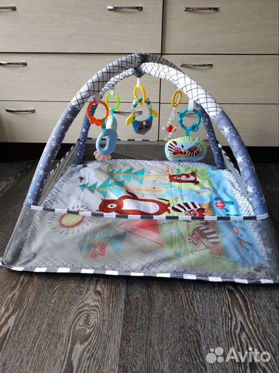 Развивающий коврик для малышей