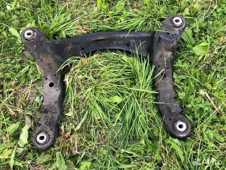 Подрамник, балка Audi A6 C6 2006