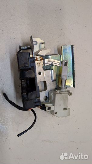 Замок багажника Volkswagen Sharan, 2007