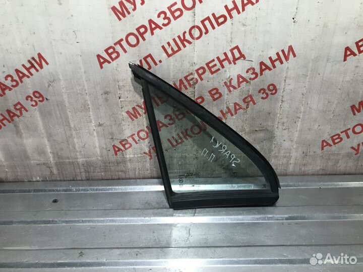 Форточка передней правой двери Шевроле Спарк 1