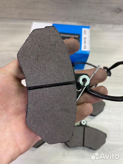 Колодки тормозные передние Audi 100, 200, 80, 90