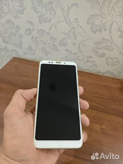 Xiaomi Redmi 5 Plus, 4/64 ГБ