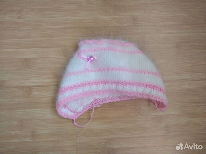 Пакет из 8 шапочек на девочку