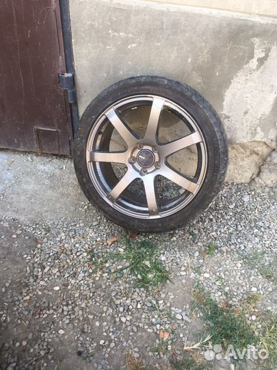 Accelera Epsilon 9.5/4.5 R18