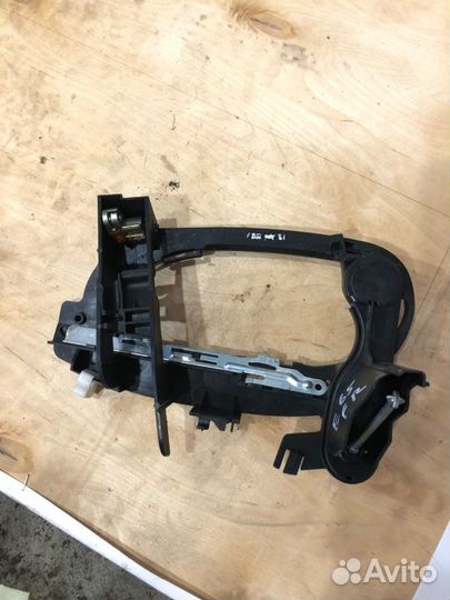 Личинка замка двери Bmw 7 E66 N62B48 2005