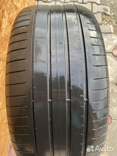 Pirelli P Zero 275/40 R20