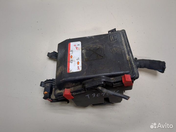 Блок предохранителей Citroen C4 Picasso, 2014