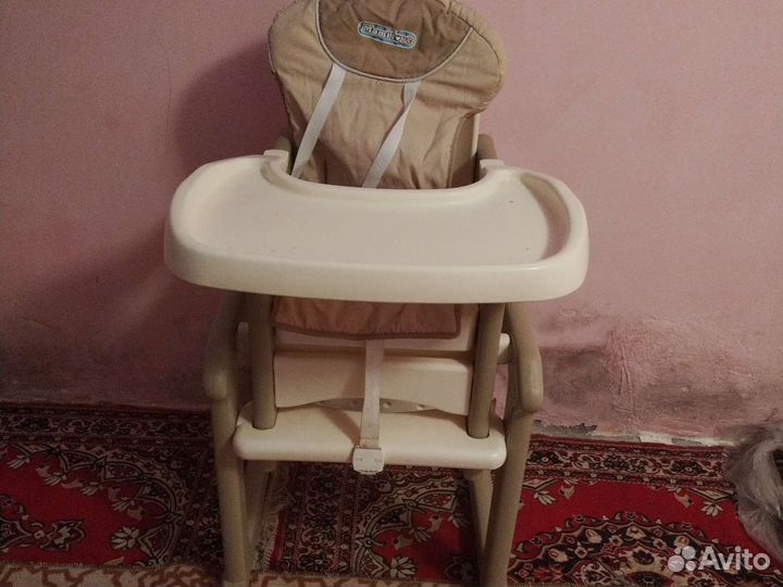 Стульчик для кормления