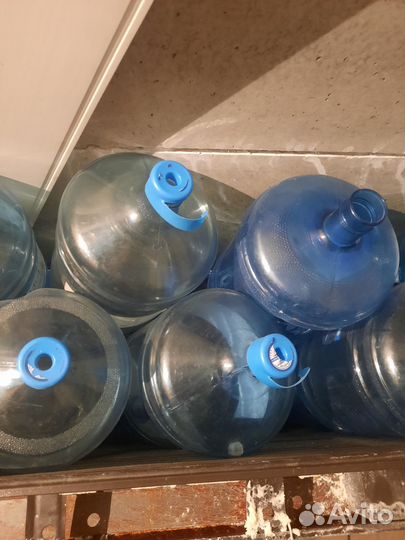 Пластиковые бутылки 19 литров