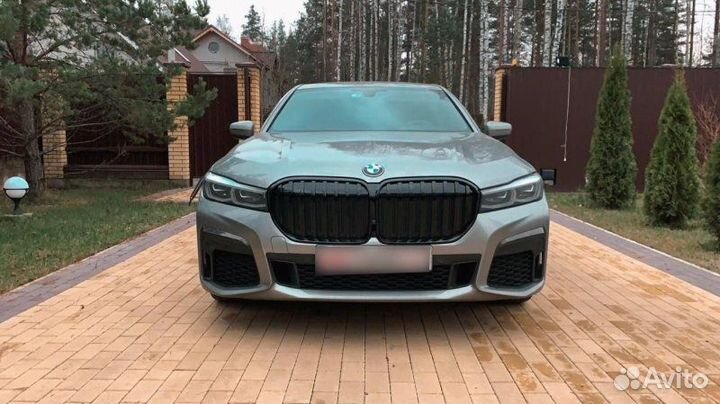 Решетка M-Performance BMW 7 series G11/G12 черный