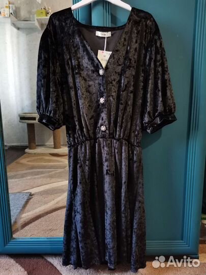 Бархатное платье Reserved