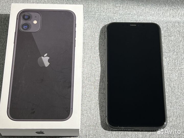 iPhone 11, 64 ГБ