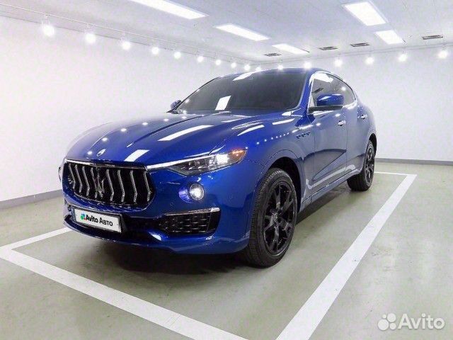 Maserati Levante 3.0 AT, 2022, 9 400 км
