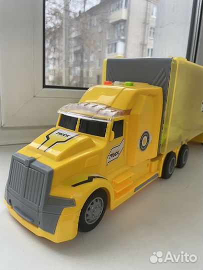 Детская машинка