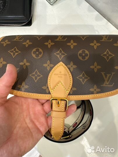 Сумка louis vuitton