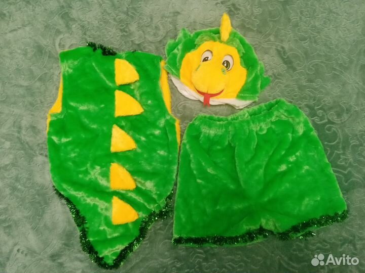 Новогодний костюм дракона