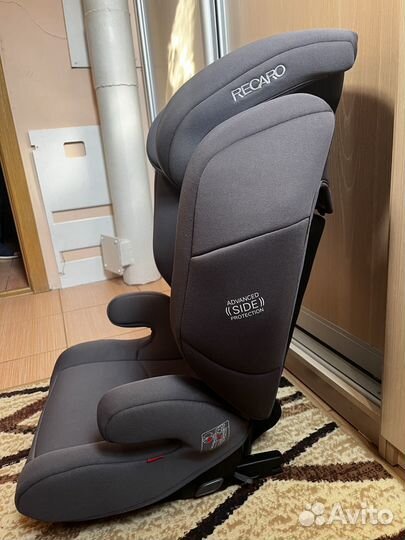 Автокресло Recaro Monza Nova Evo 15-36кг (3-12лет)