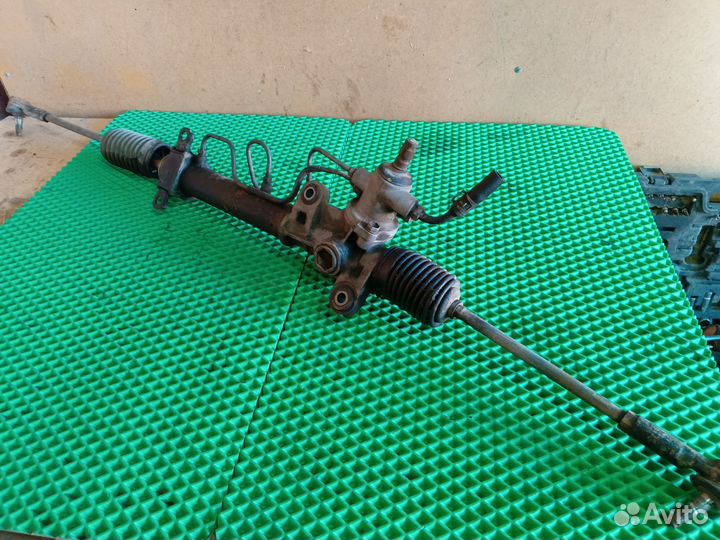 Рулевая рейка Toyota Camry SV30