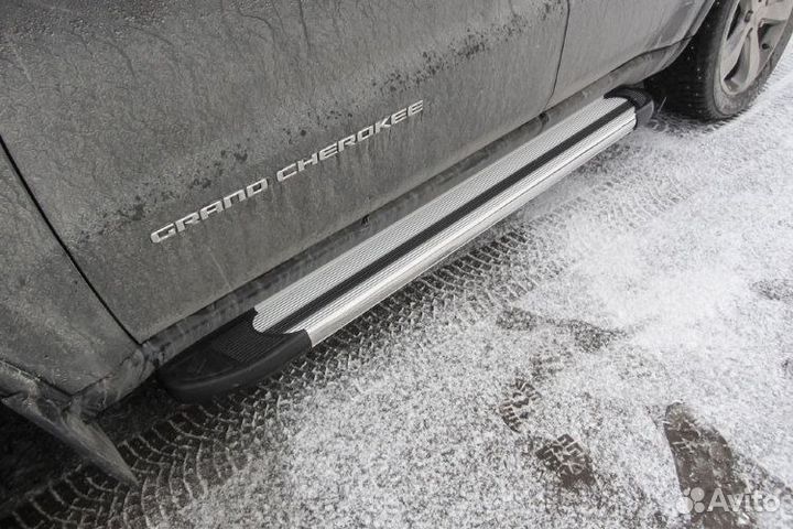 Пороги алюминиевые Jeep grand cherokee (2011)