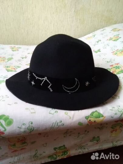 Шляпа новая