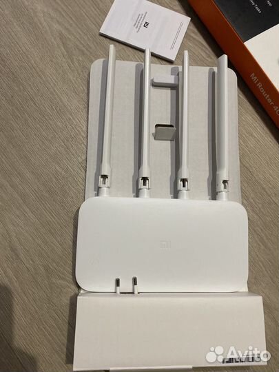 Wi-Fi роутер Xiaomi Mi Router 4C