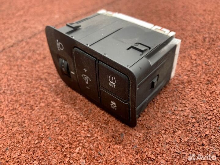 Блок кнопок Hyundai Solaris 2 1.6 G4FG 2018