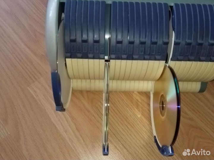 Для CD контейнер