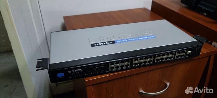 Коммутатор Linksys SPS224G4