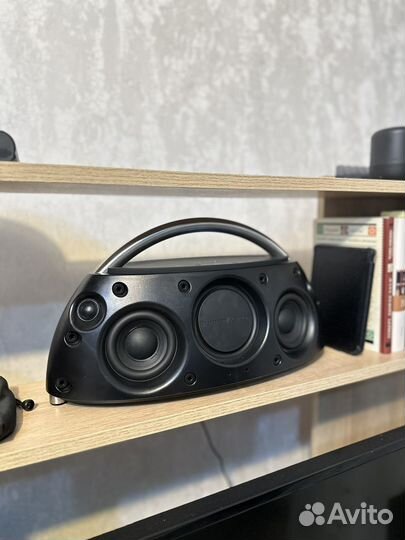 Колонка harman kardon go play