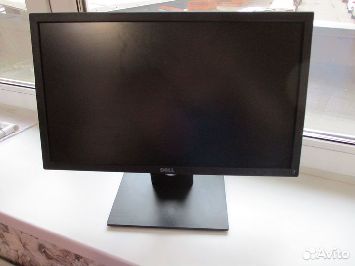 Монитор Dell 21.5