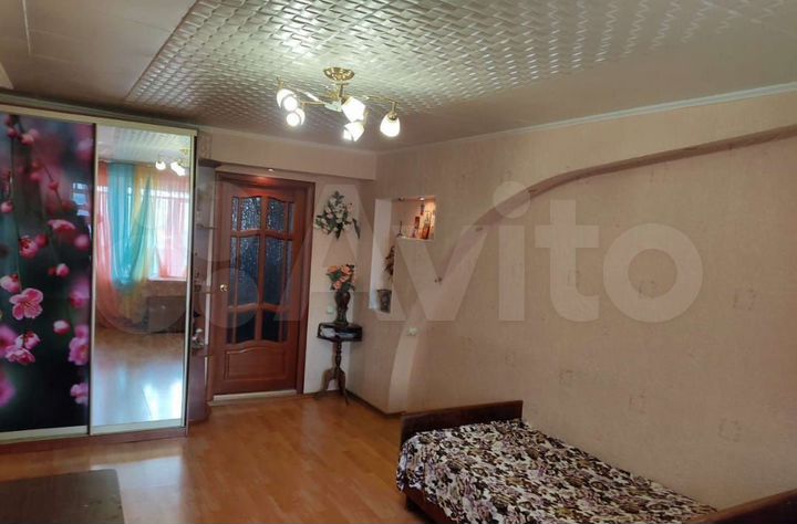 3-к. квартира, 83 м², 2/5 эт.