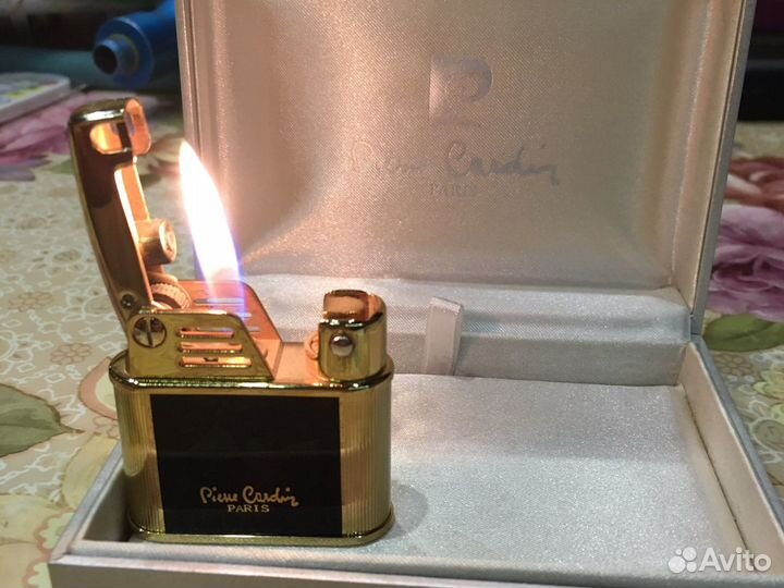 Зажигалка pierre cardin