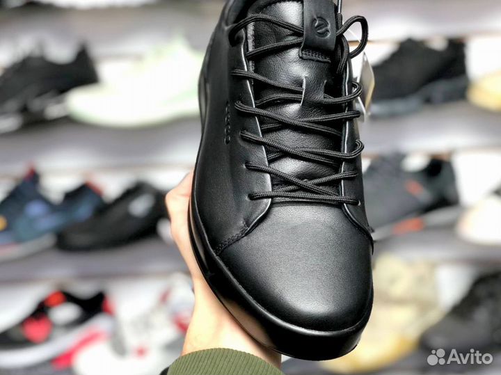 Кроссовки Ecco модные