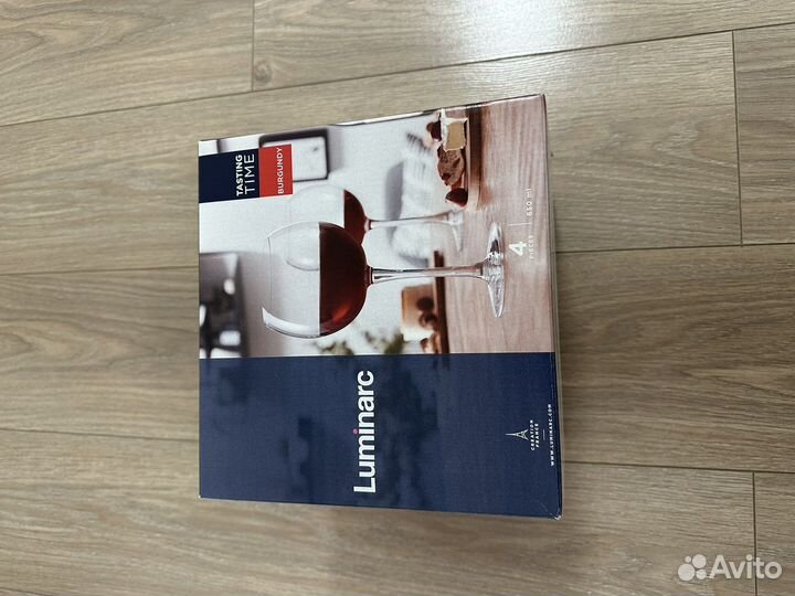 Бокалы для вина новые