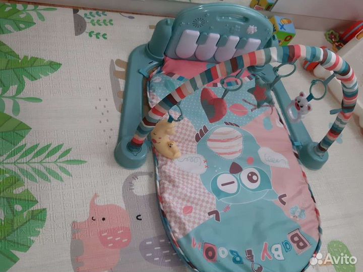 Игровой коврик с пианино