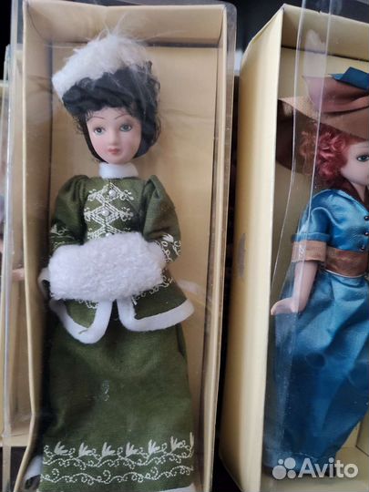 Кукла фарфоровая коллекционная