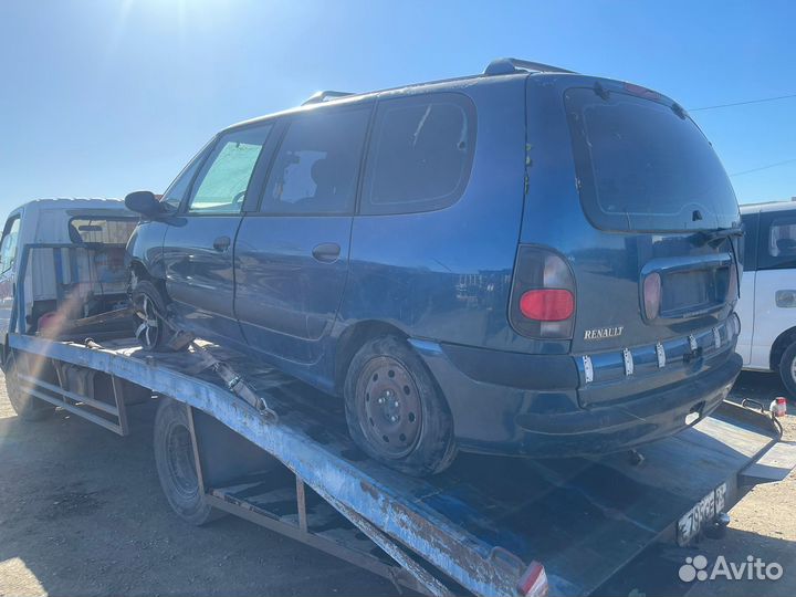 Авторазбор Renault Espace 2.2 МКПП Разбор