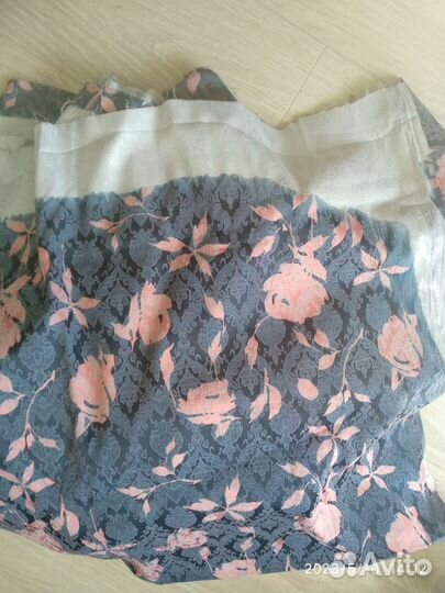 Отрез ткани жаккард