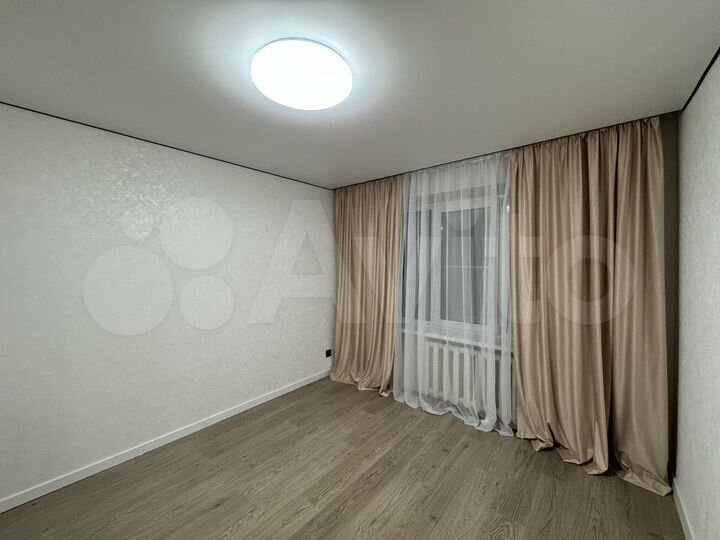 2-к. квартира, 50 м², 1/5 эт.