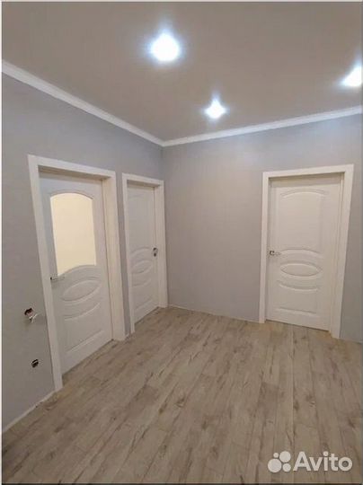 Двери межкомнатные с стеклом