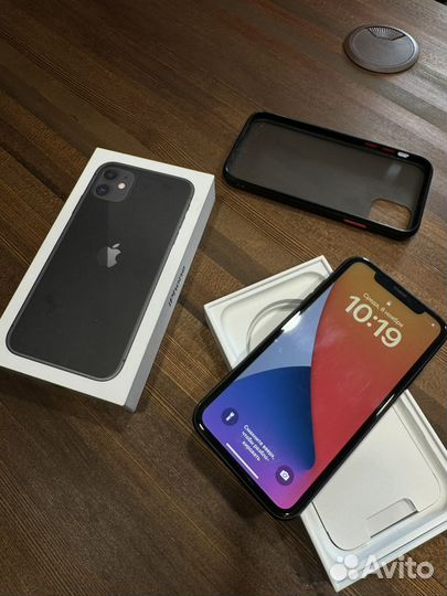 iPhone 11, 128 ГБ
