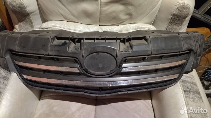 Решетка радиатора toyota corolla 150 2007-2013