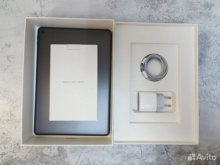 Apple iPad A2602 (2021) Wi-Fi 64 гб