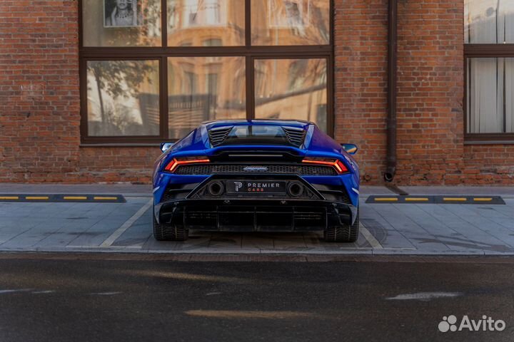 Аренда Lamborghini Huracan Evo в Москве