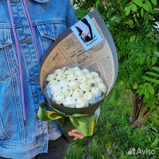 Мужские съедобные букеты из шоколадных пельменей