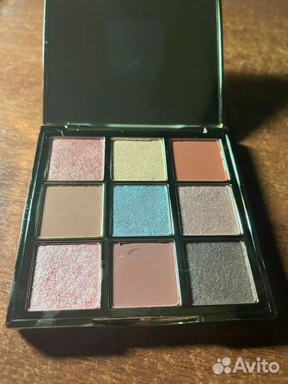 Палетки теней для век Catkin