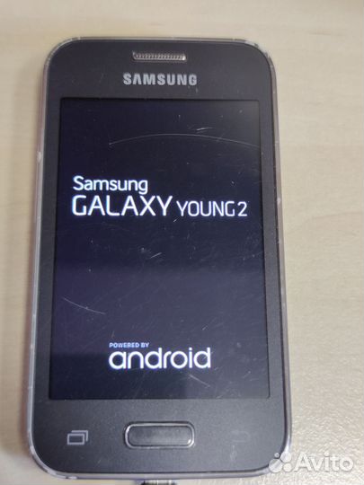 Смартфон Samsung galaxy young 2