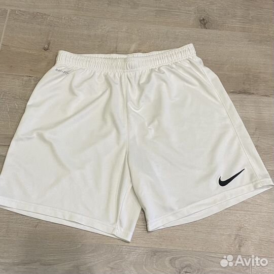 Спортивные шорты nike dri fit